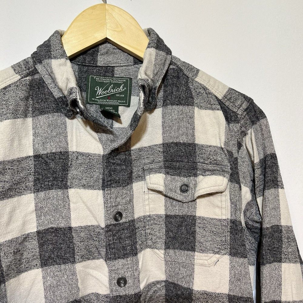 Woolrich Men's S Eco Rich Twisted Rich Check Flannel Button Down Shirt‎